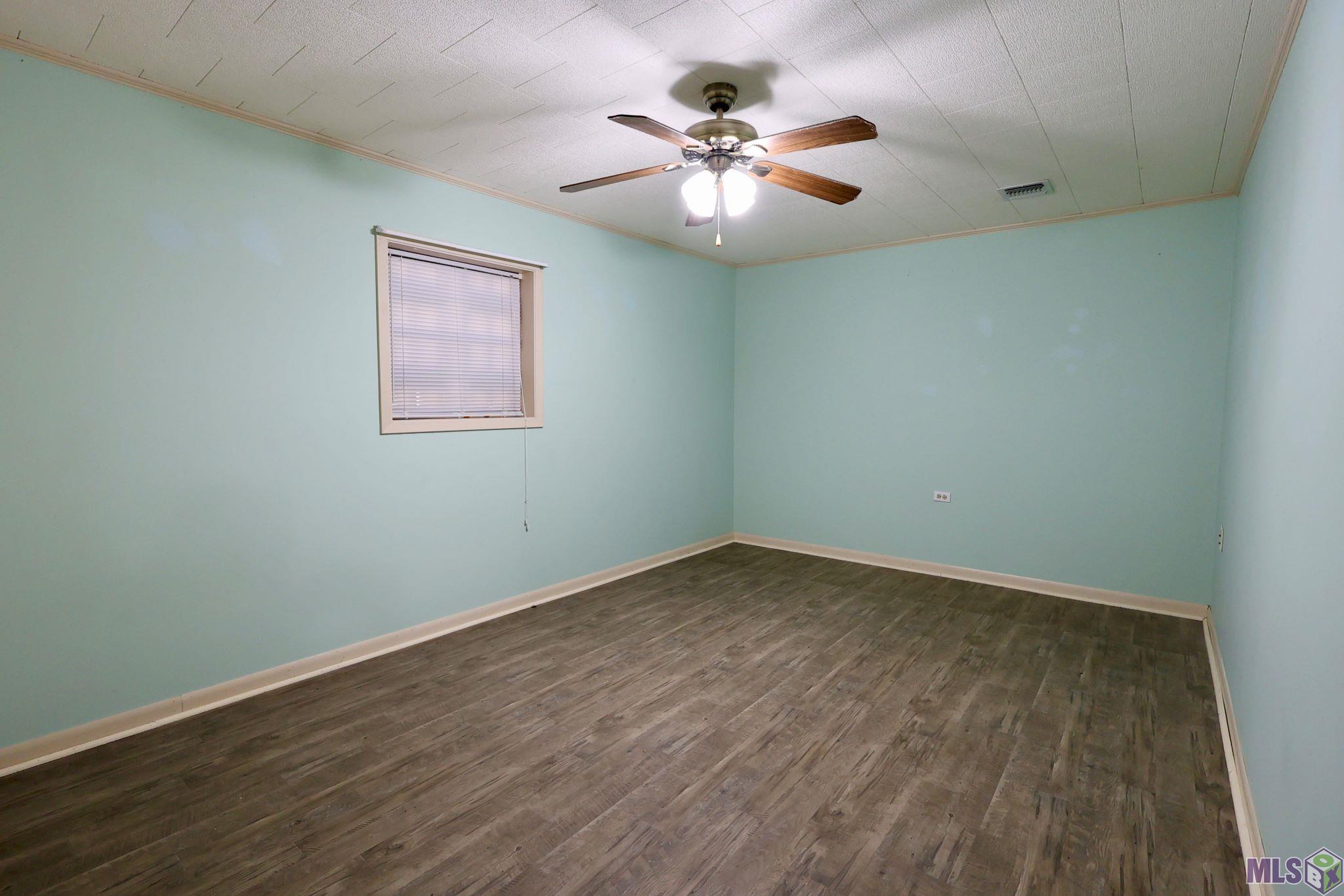 434 St Louis Street Raceland, LA 70394 - Photo 6 of 11