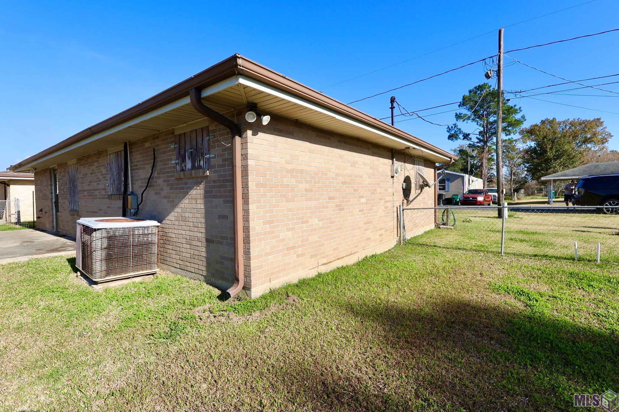 434 St Louis Street Raceland, LA 70394 - Photo 10 of 11