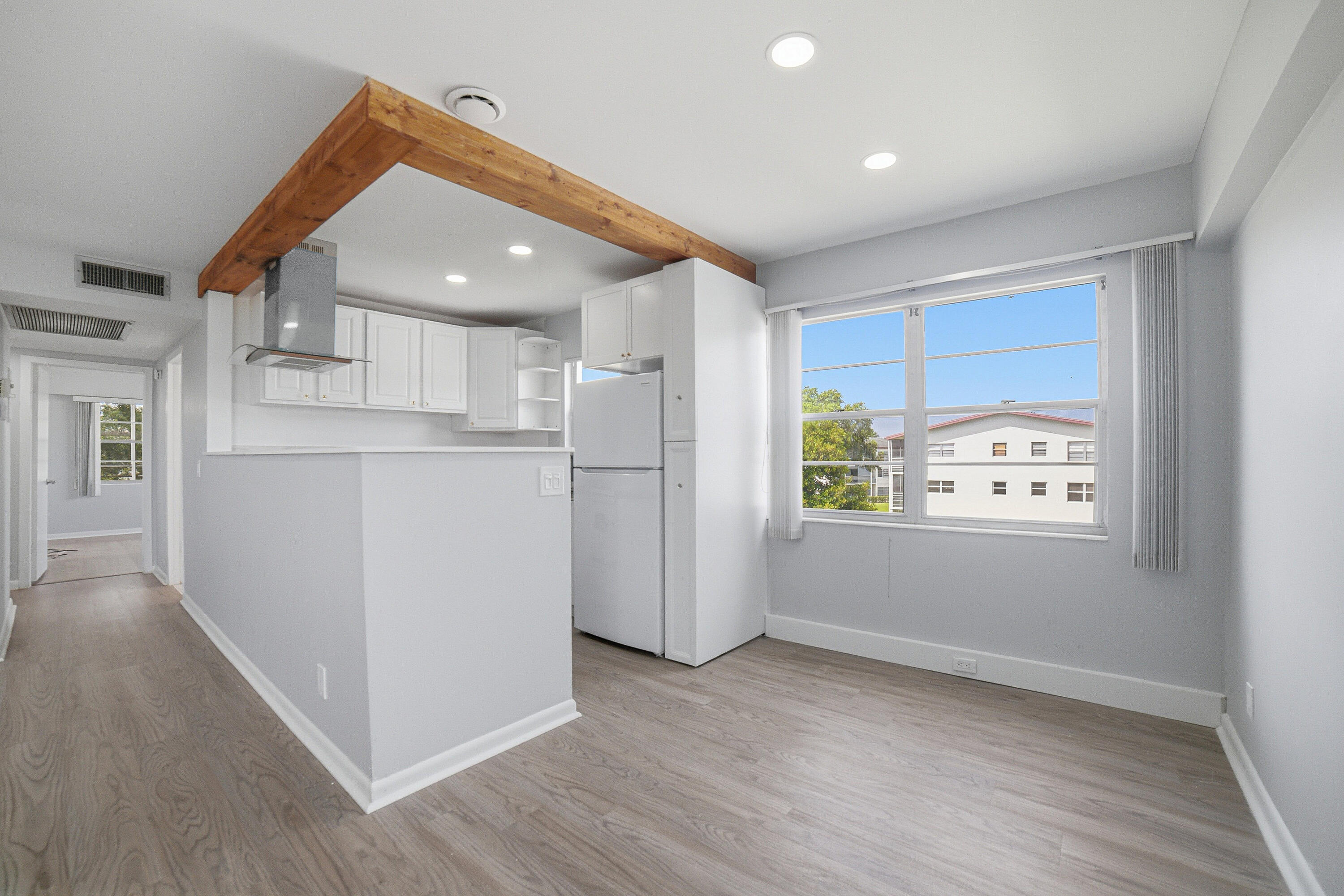32 Fanshaw A, Unit 32 Boca Raton, FL 33434 - Photo 17 of 42 Kitchen