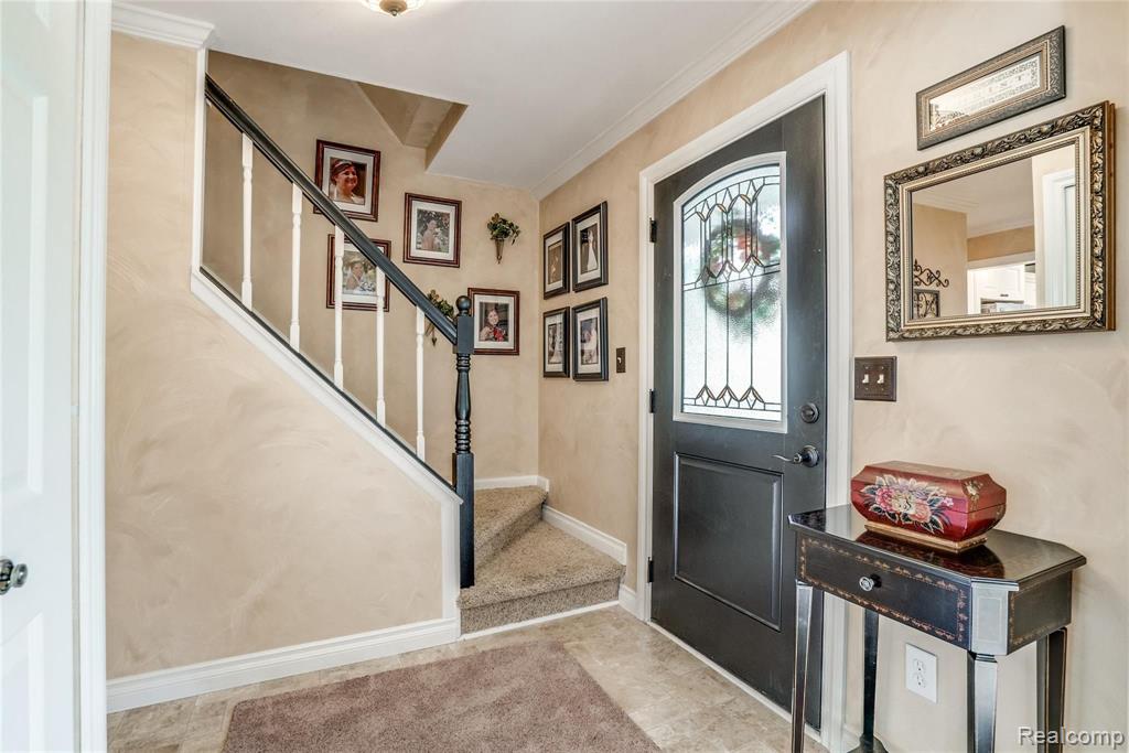 1179 Barneswood Lane Rochester Hills, MI 48306 - Photo 13 of 32