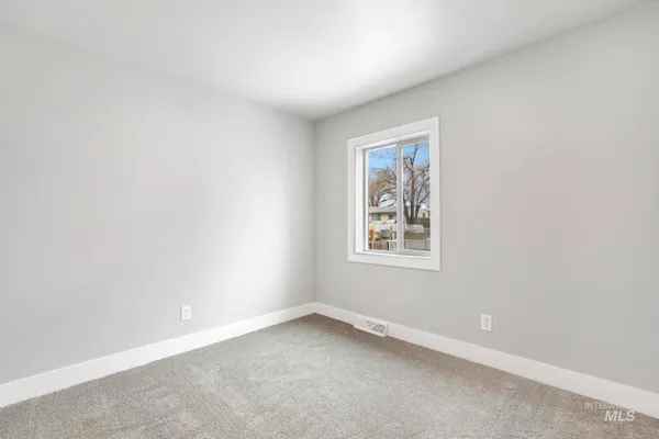 $320,000 | 701 14th Avenue North, Buhl, ID 83316