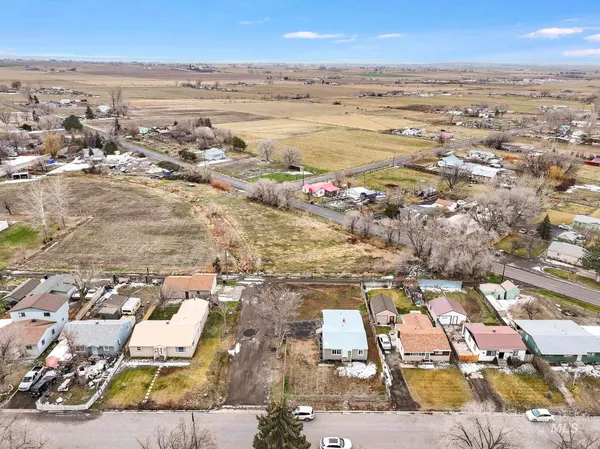 $320,000 | 701 14th Avenue North, Buhl, ID 83316