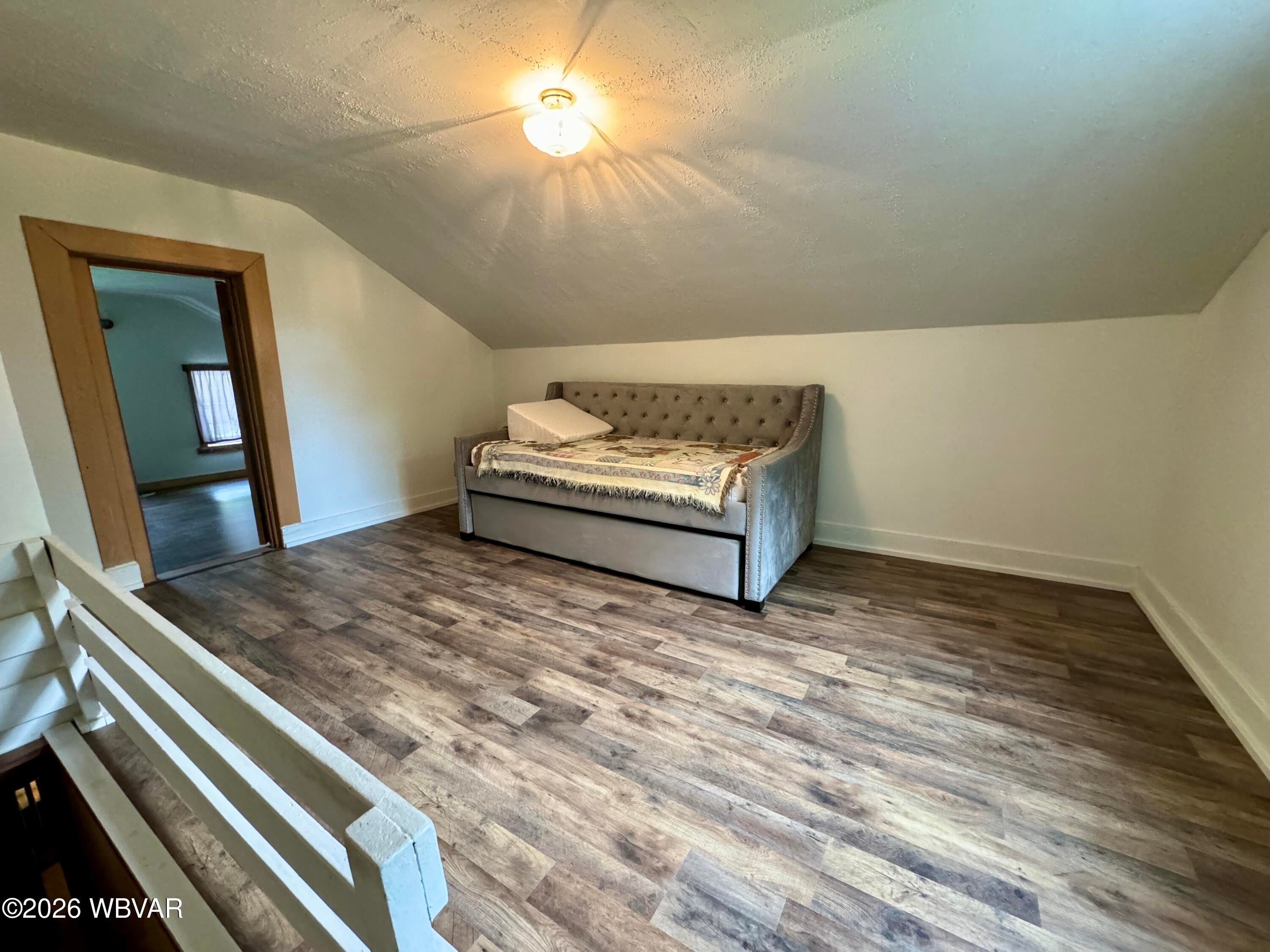 618 Mile Post Road Sunbury, PA 17801 - Photo 10 of 19 Upper level loft