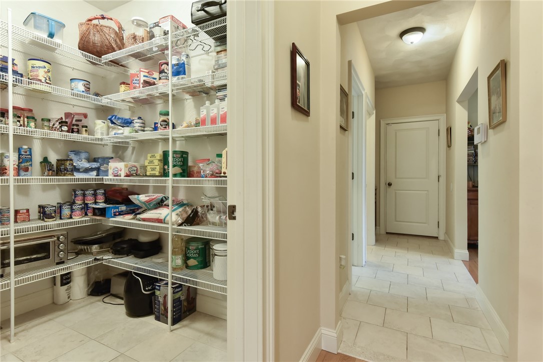 1 Timber Lane Exeter, RI 02822 - Photo 11 of 45 Walkin Pantry