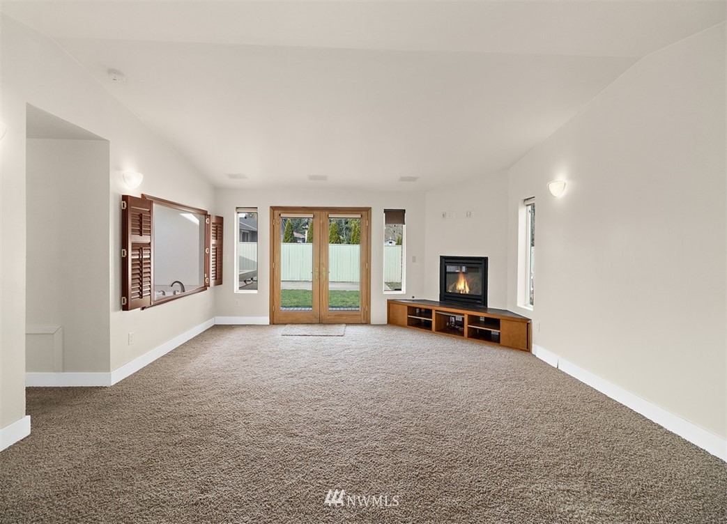 1058 Anacortes Avenue Northeast Renton, WA 98059 - Photo 23 of 26 Gallery Image 23