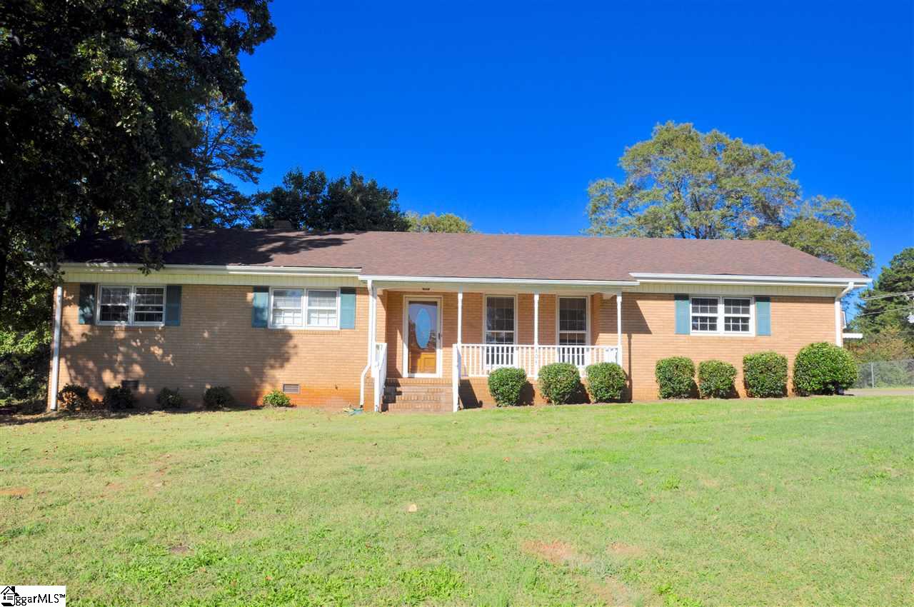 104 Blue Ridge Drive Fountain Inn, SC 29644 - Photo 1 of 36 Gallery Image 1