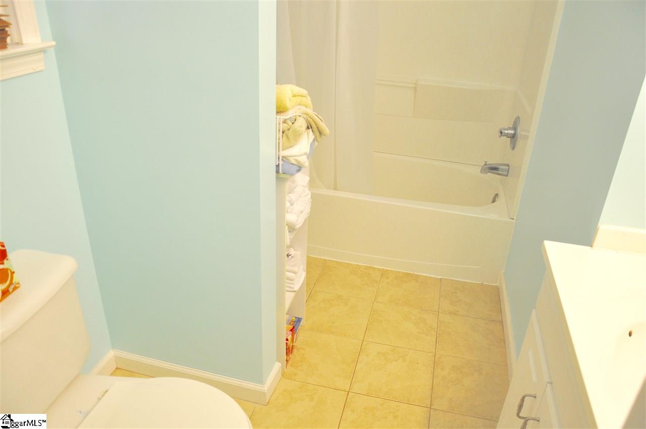 104 Blue Ridge Drive Fountain Inn, SC 29644 - Photo 23 of 36 Gallery Image 23