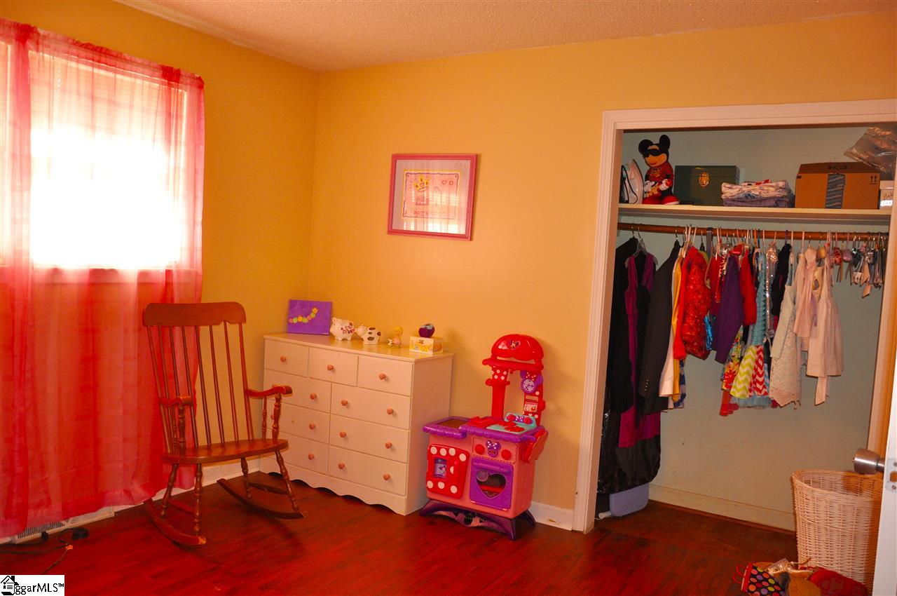104 Blue Ridge Drive Fountain Inn, SC 29644 - Photo 27 of 36 Gallery Image 27