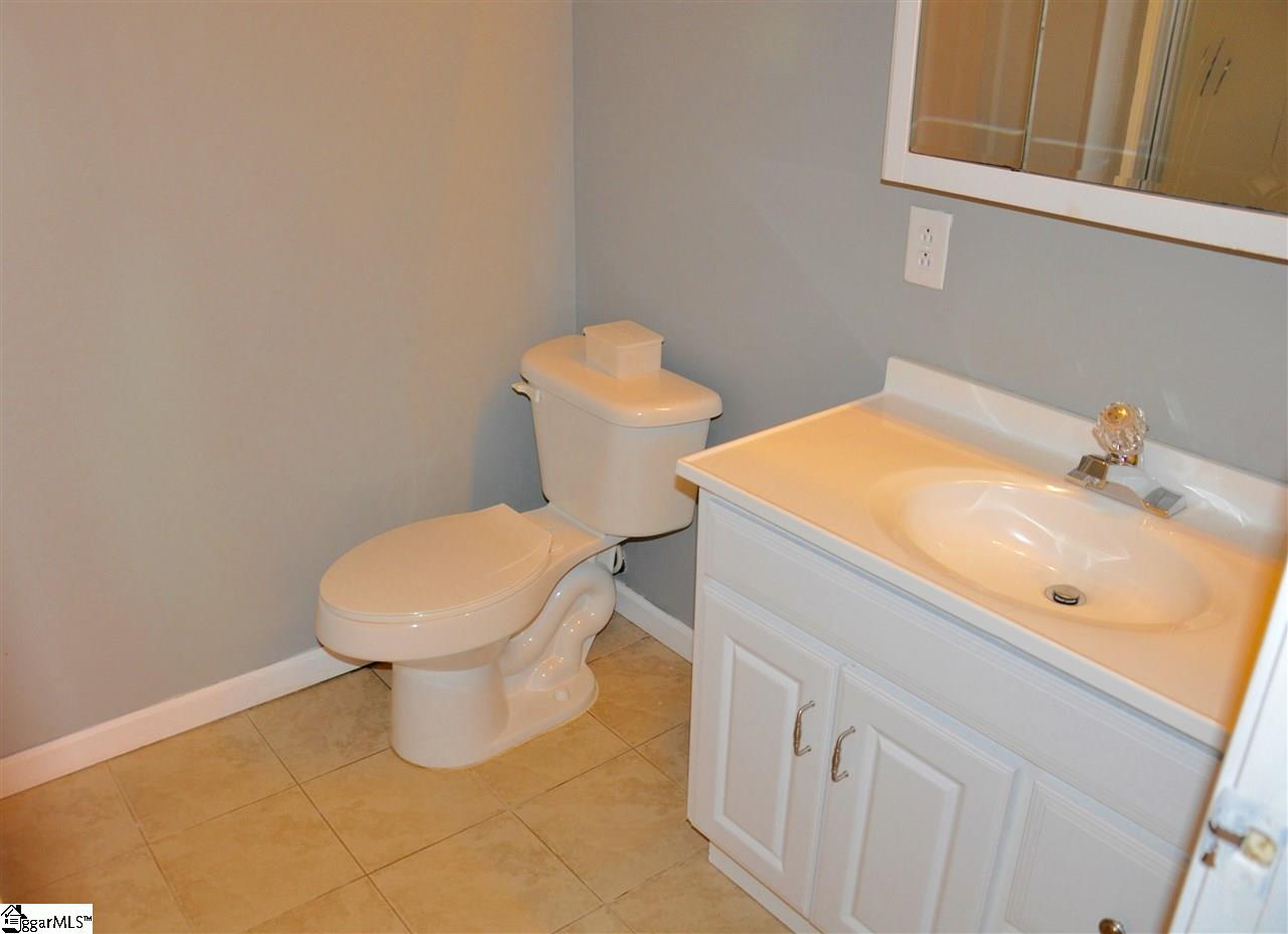104 Blue Ridge Drive Fountain Inn, SC 29644 - Photo 30 of 36 Gallery Image 30
