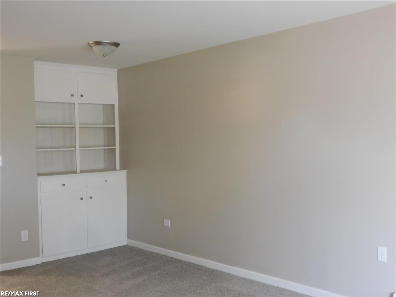 23371 Kelly Road, Unit 3 Eastpointe, MI 48021 - Photo 4 of 16