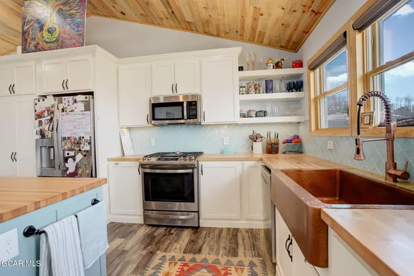 $949,000 | 859 Gcr 413 Grand Lake, Granby, CO 80446