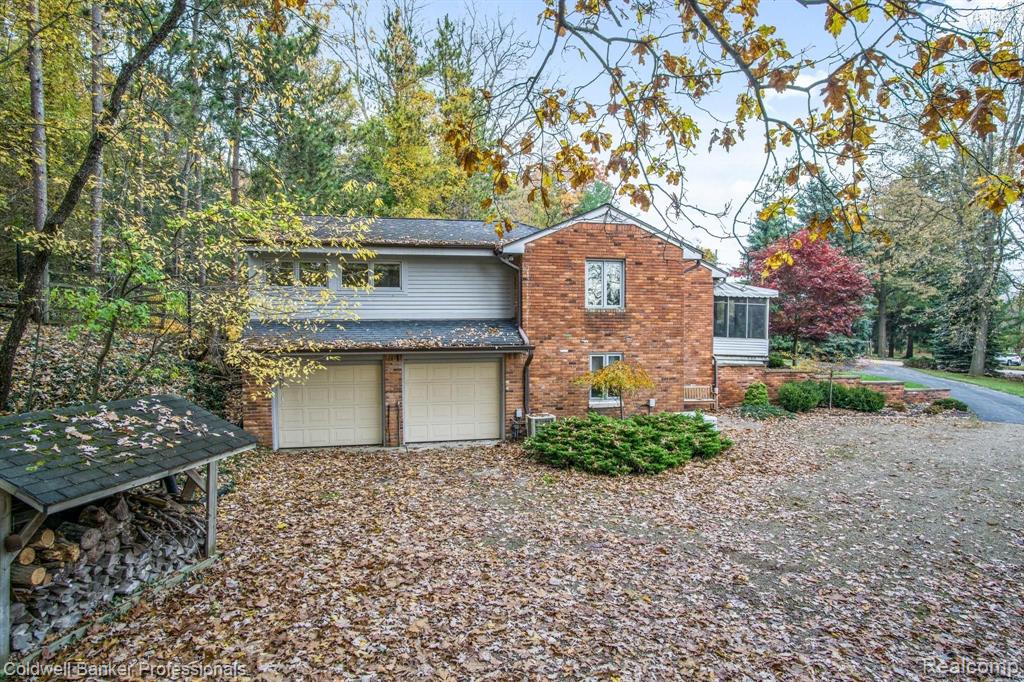 1277 Dutton Road Rochester Hills, MI 48306 - Photo 32 of 37