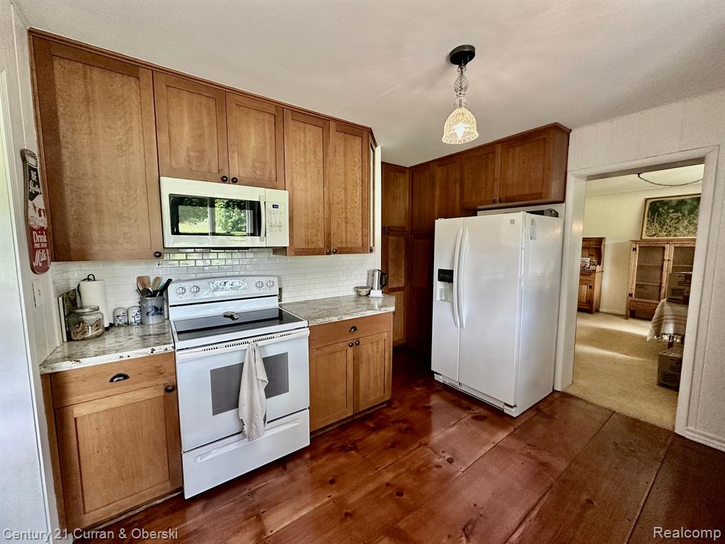 415 West Predmore Road Oakland, MI 48363 - Photo 11 of 32 Gallery Image 11