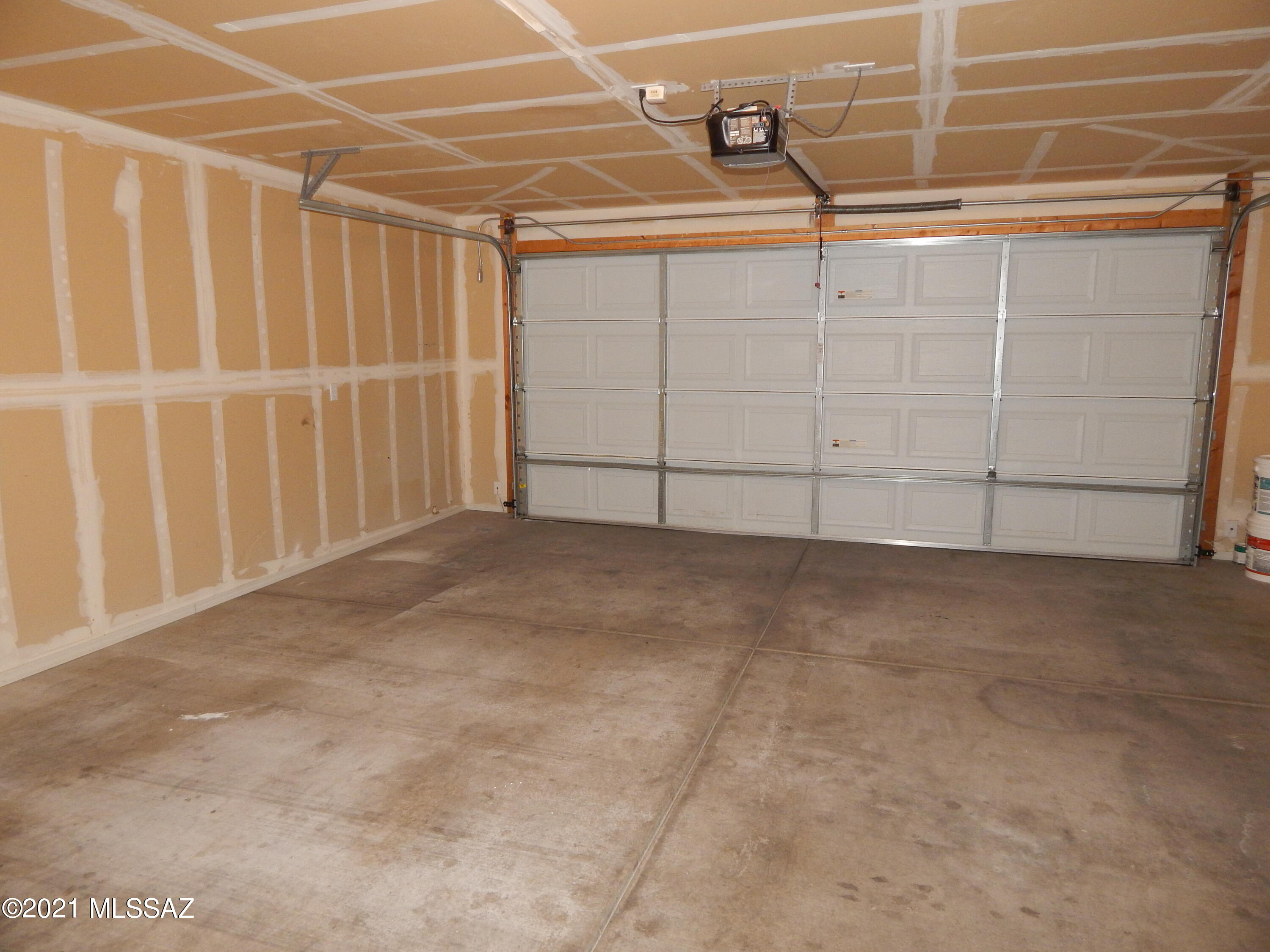 2340 West Golden Hills Road Tucson, AZ 85745 - Photo 43 of 45
