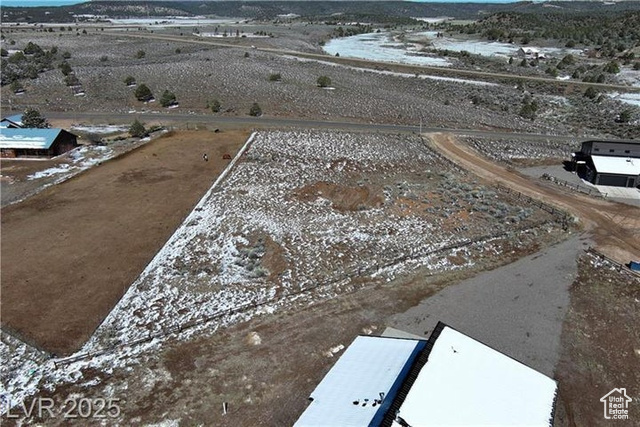 187 West Bryce Gate Circle, Unit 5 Hatch, UT 84735 - Photo 8 of 25 Drone / aerial view of a mountain backdrop