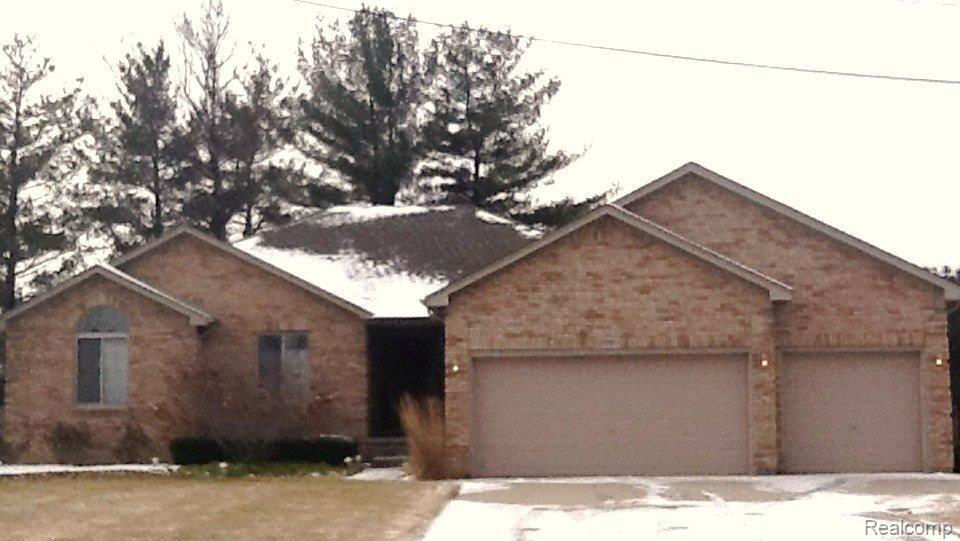 28140 Cotton Road New Baltimore, MI 48047 - Photo 1 of 15 080.JPG