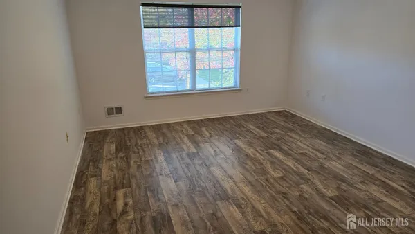 $320,000 | 103 Liddle Avenue, Edison, NJ 08837