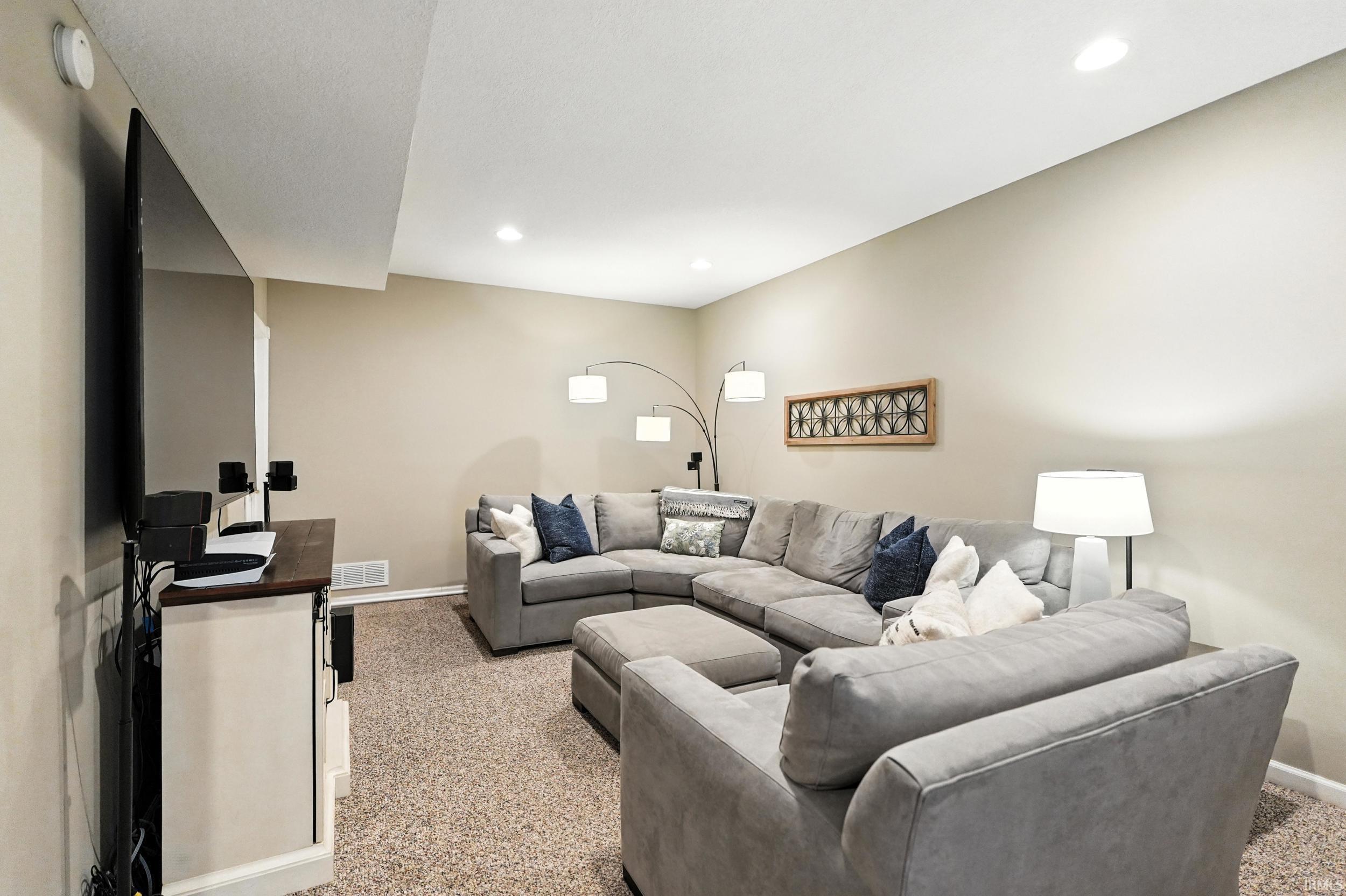 2127 Stonebriar Road Fort Wayne, IN 46814 - Photo 31 of 36 Gallery Image 31