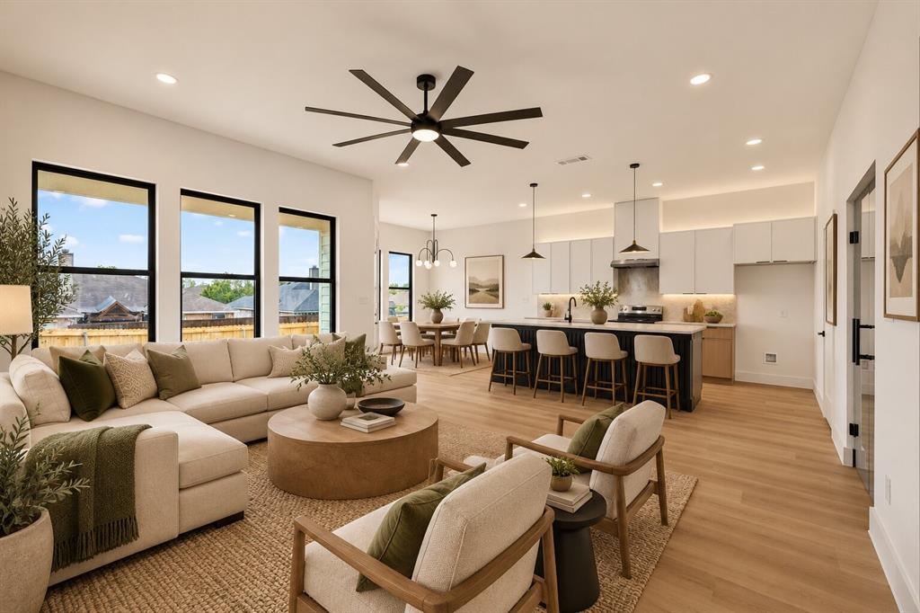 1644 West Wintergreen Road Lancaster, TX 75134 - Photo 2 of 34 Gallery Image 2