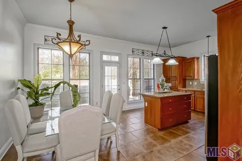 $312,000 | 36286 West Pine Grove Court, Prairieville, LA 70769