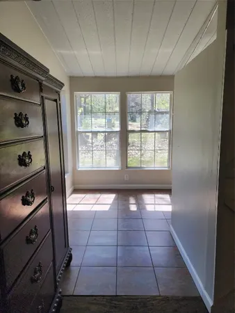 $1,200 | 13373 Southshore Drive, Conroe, TX 77304
