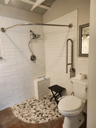 $1,450 | 13373 Southshore Drive, Conroe, TX 77304