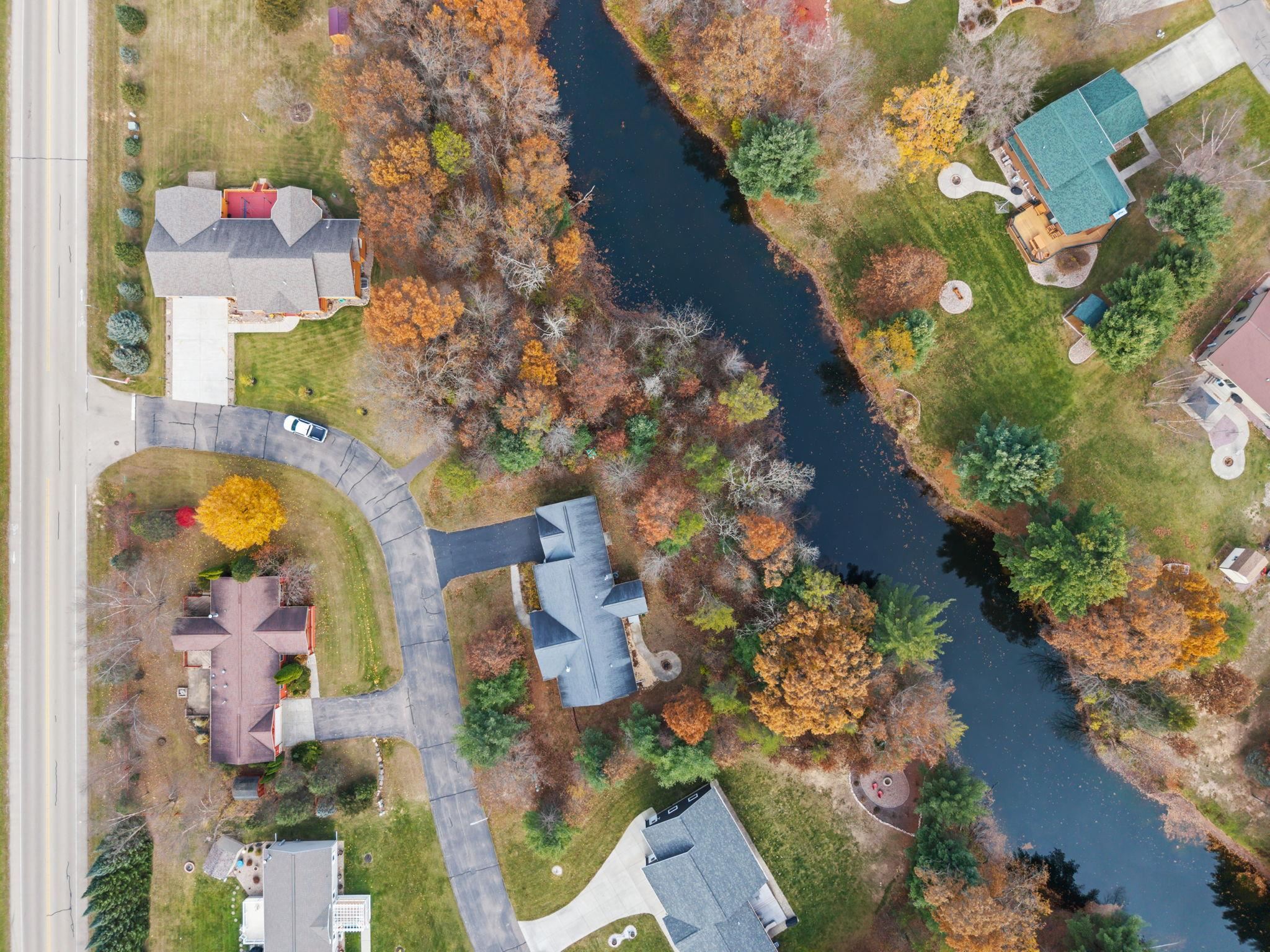 173 Sunset Circle Wisconsin Dells, WI 53965 - Photo 11 of 76