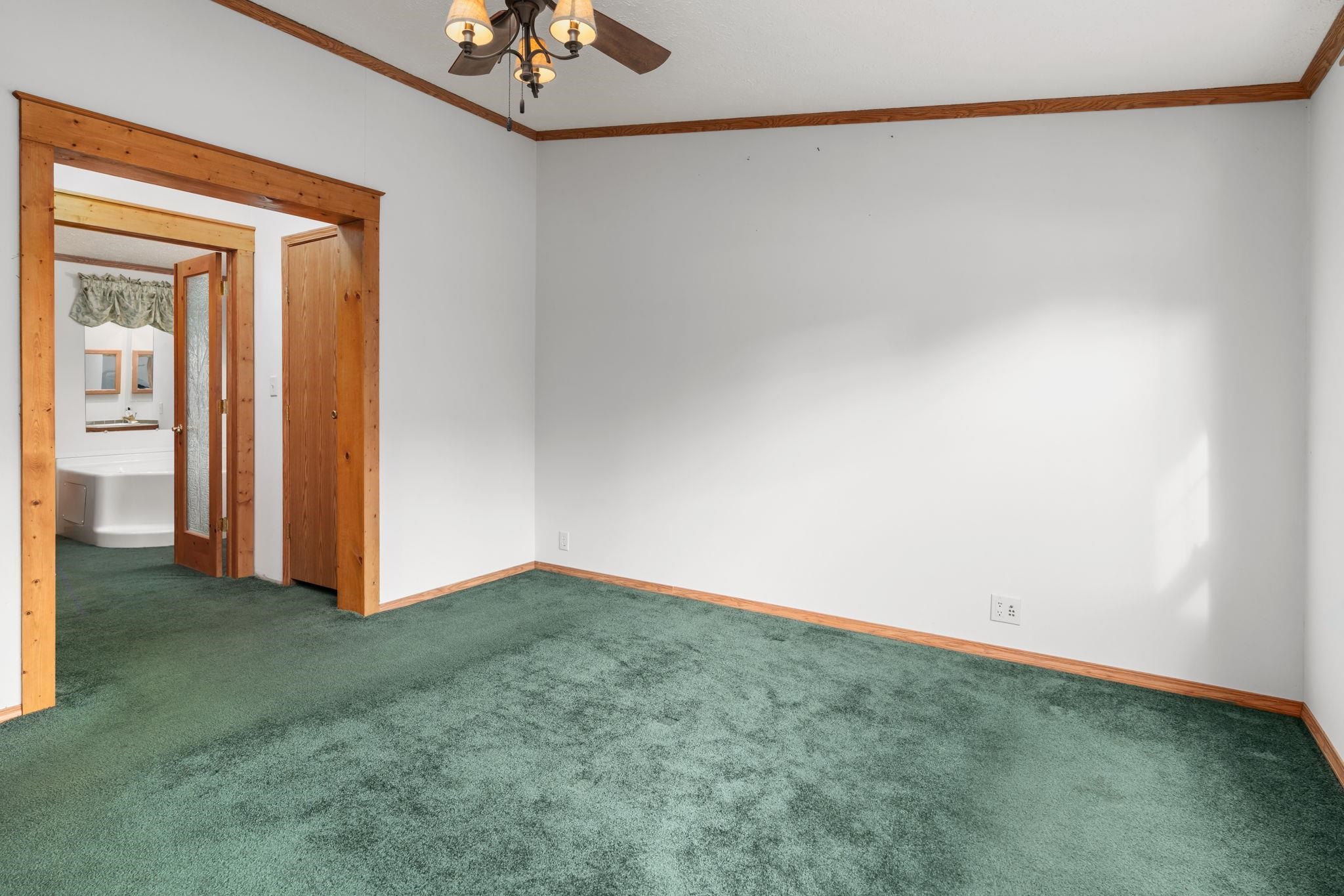 173 Sunset Circle Wisconsin Dells, WI 53965 - Photo 21 of 76