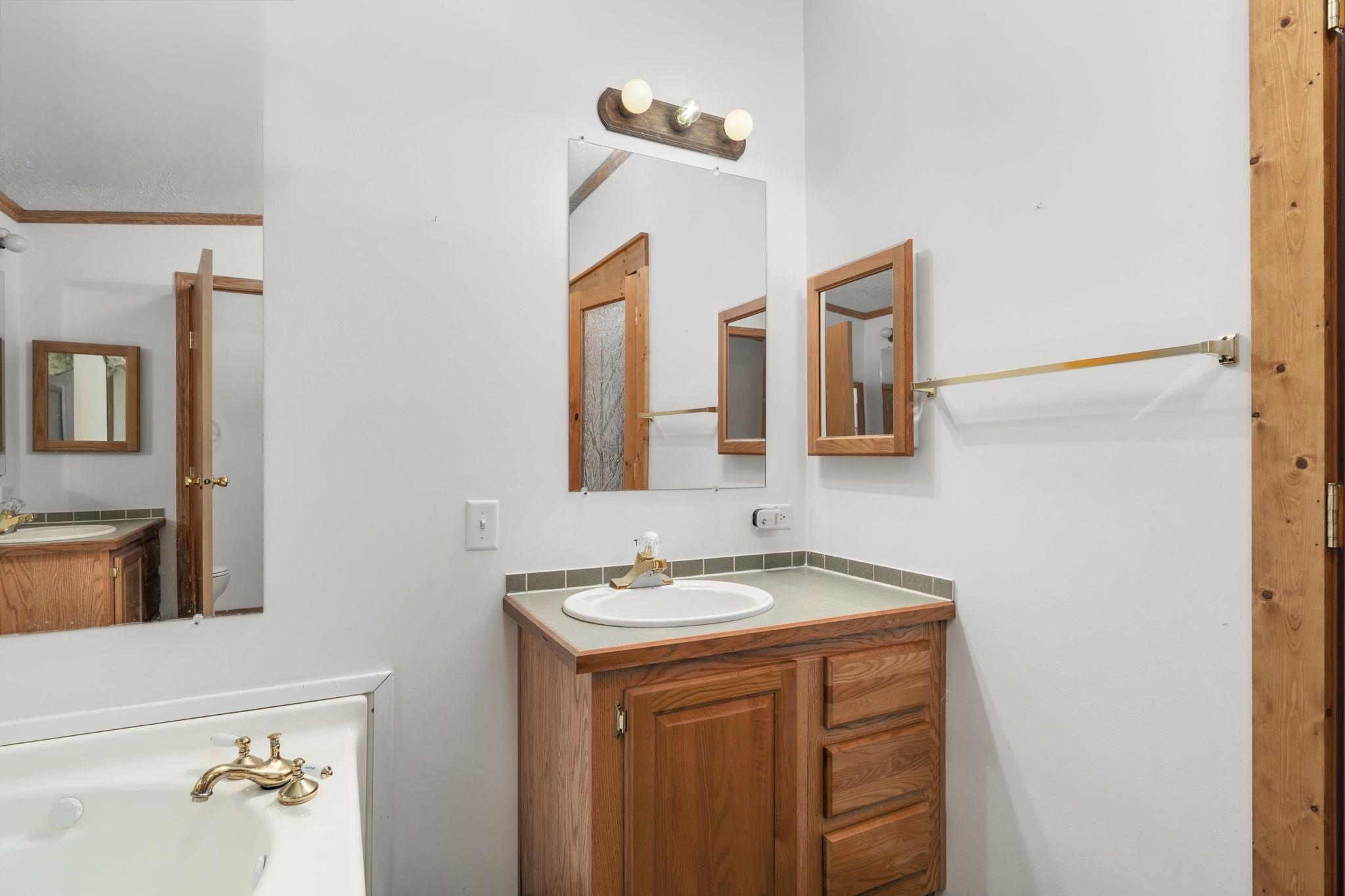 173 Sunset Circle Wisconsin Dells, WI 53965 - Photo 24 of 76