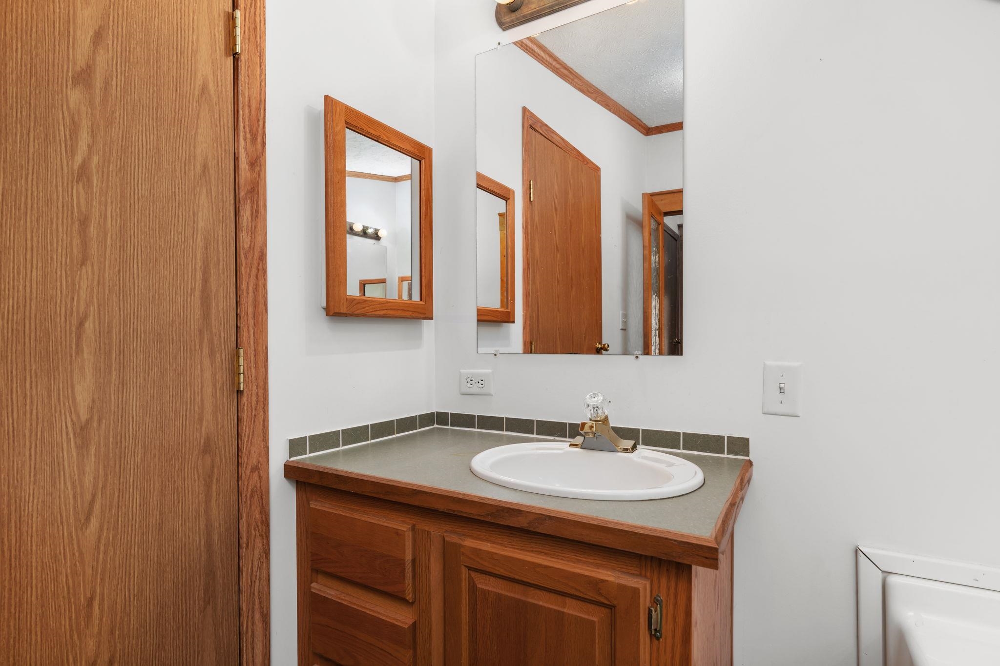 173 Sunset Circle Wisconsin Dells, WI 53965 - Photo 26 of 76