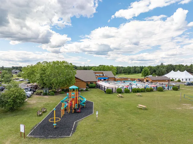 $349,900 | 173 Sunset Circle, Wisconsin Dells, WI 53965