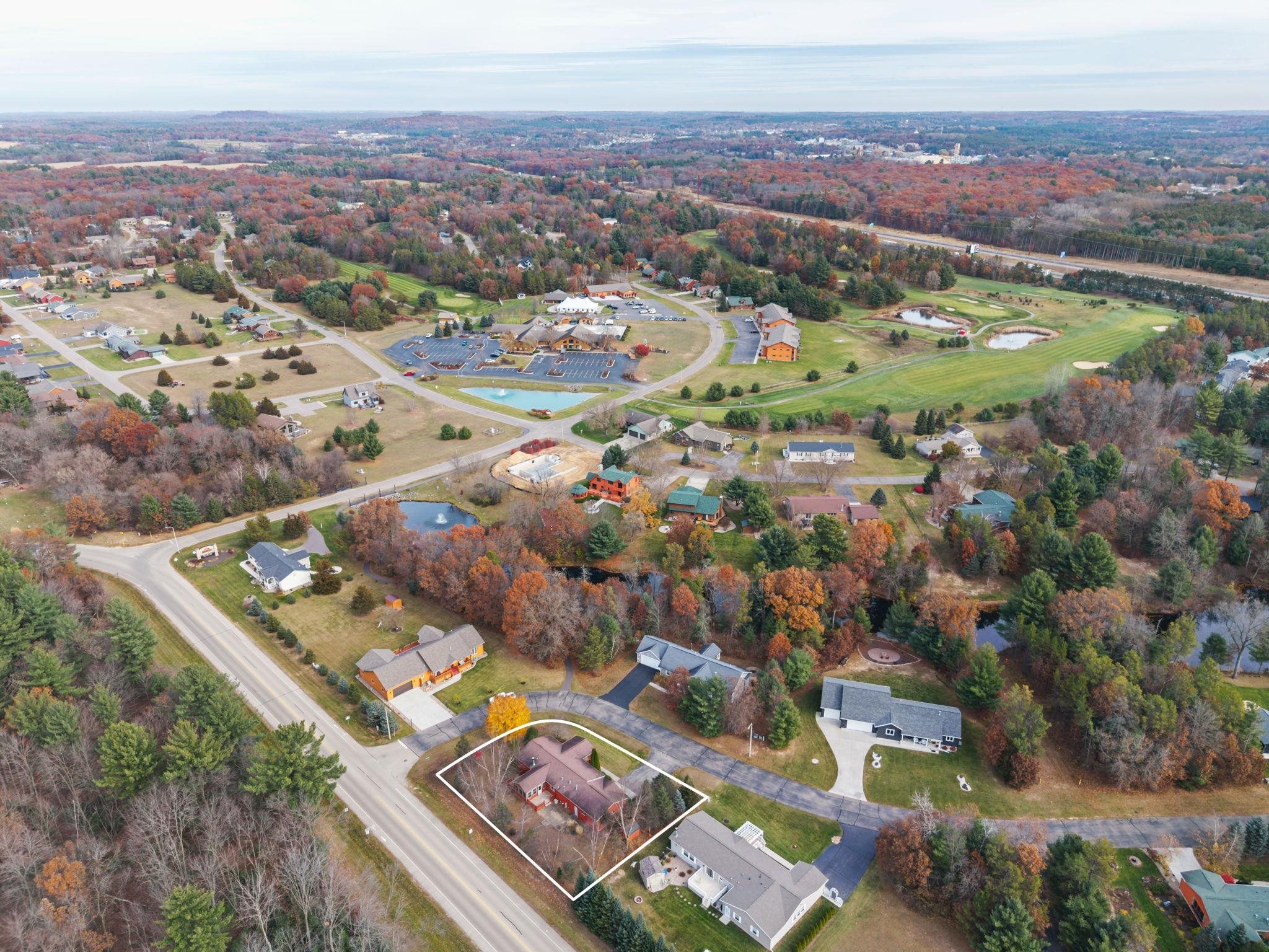 173 Sunset Circle Wisconsin Dells, WI 53965 - Photo 9 of 76