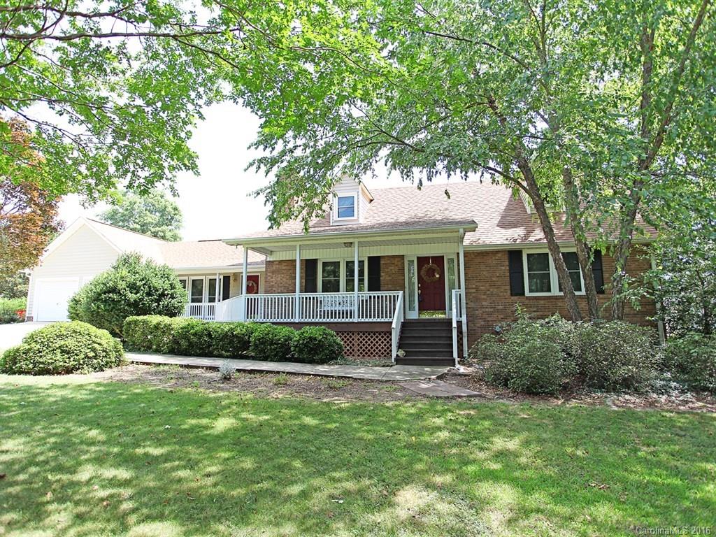 2812 Farmstead Lane Fort Mill, SC 29708 - Photo 1 of 23