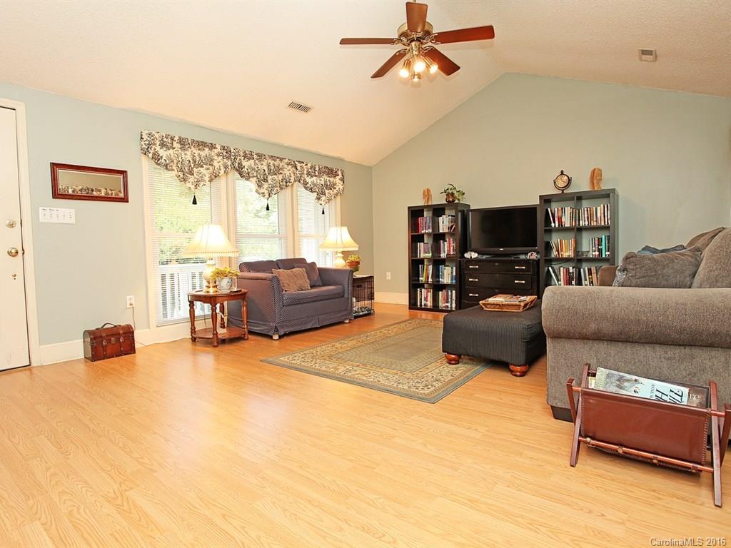 2812 Farmstead Lane Fort Mill, SC 29708 - Photo 13 of 23