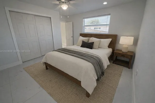 $2,300 | 629 Southwest 10th Street, Unit 4, Miami, FL 33130