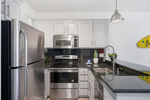 $495,000 | 20341 Bluffside Circle, Unit C203, Huntington Beach, CA 92646