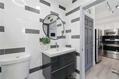 $495,000 | 20341 Bluffside Circle, Unit C203, Huntington Beach, CA 92646