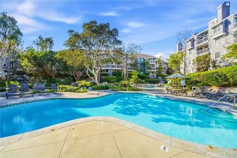 $495,000 | 20341 Bluffside Circle, Unit C203, Huntington Beach, CA 92646