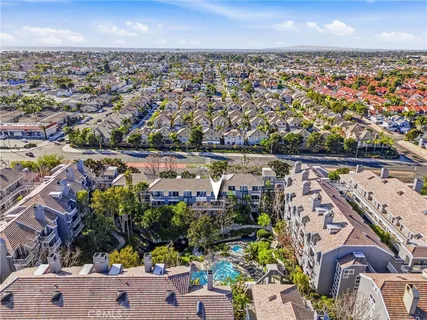 $495,000 | 20341 Bluffside Circle, Unit C203, Huntington Beach, CA 92646
