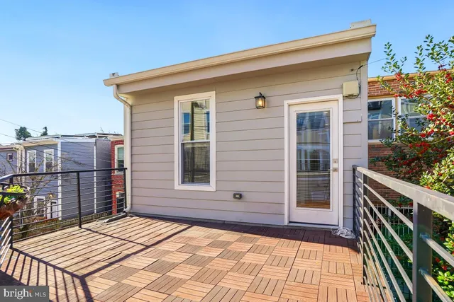 $1,375,000 | 750 13th Street Southeast, Washington, DC 20003