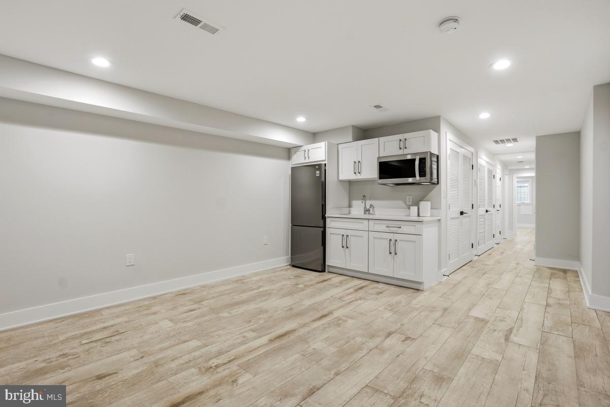 750 13th Street Southeast Washington, DC 20003 - Photo 40 of 46