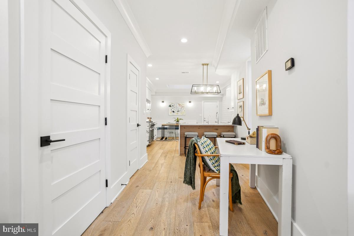 750 13th Street Southeast Washington, DC 20003 - Photo 10 of 46