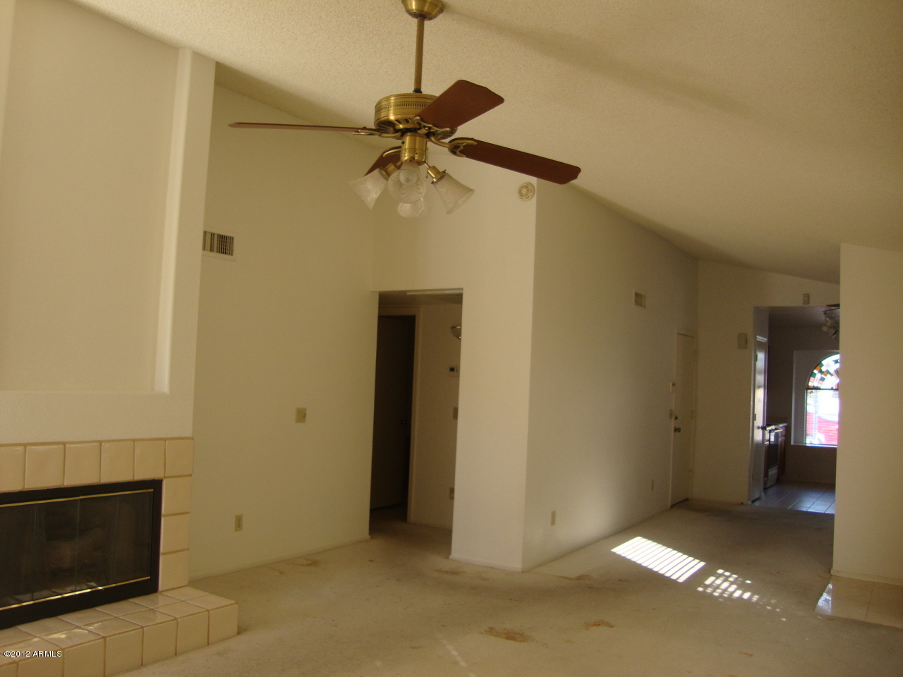 2915 East Amber Ridge Way Phoenix, AZ 85048 - Photo 12 of 17 view of living space