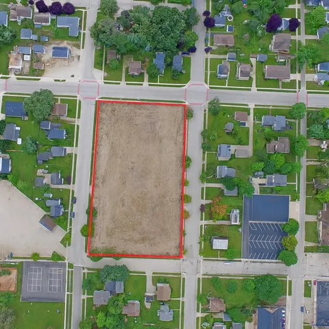 $250,000 | 102 South Washington Street, Oconto Falls, WI 54154