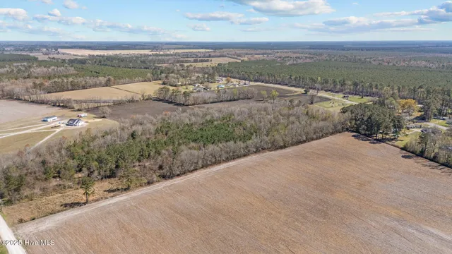 $170,000 | 332 East Old Dover Road, Dover, NC 28526