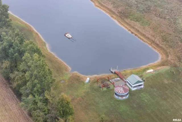 $350,000 | 365 Bond Road, Galatia, IL 62935