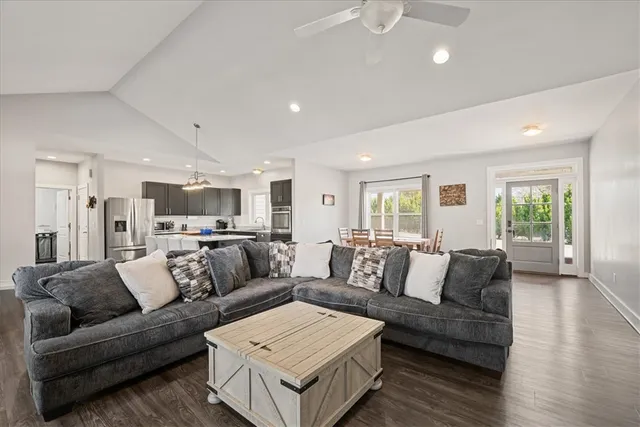 $649,900 | 212 Winding Lane, Seneca, SC 29672