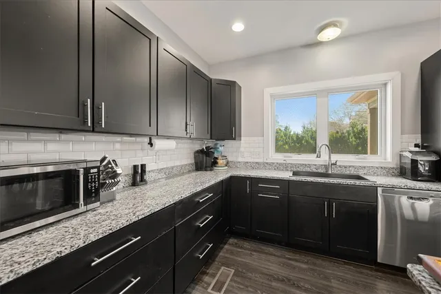 $649,900 | 212 Winding Lane, Seneca, SC 29672