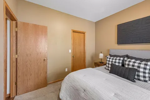 $324,900 | 464 Meadow Lane, Norwood Young America, MN 55397