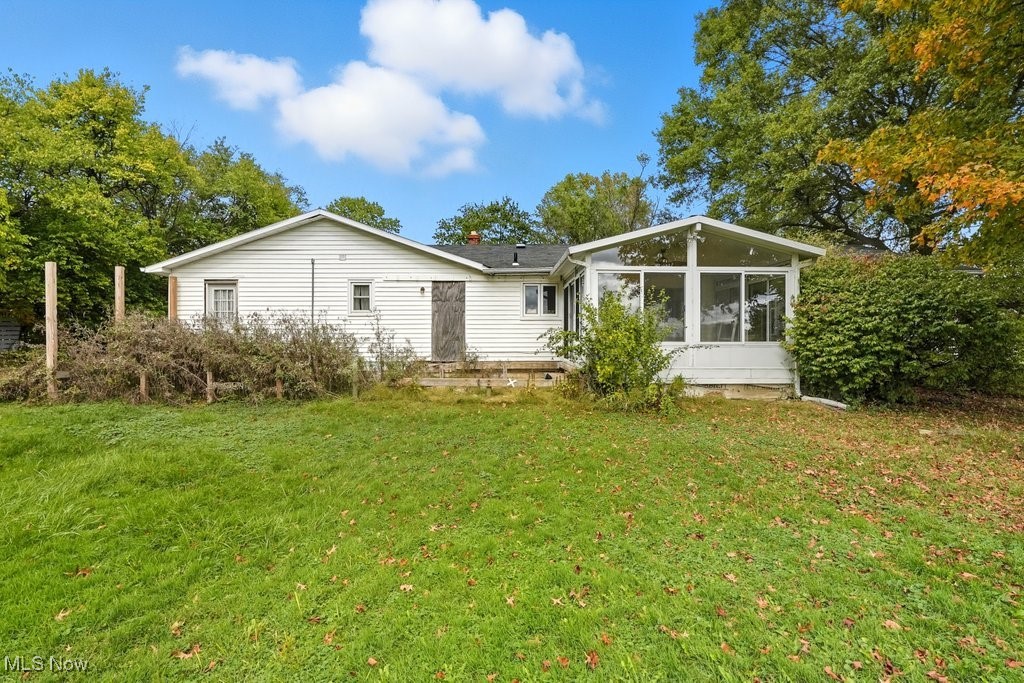 7474 Coon Club Road Medina, OH 44256 - Photo 3 of 36 Gallery Image 3